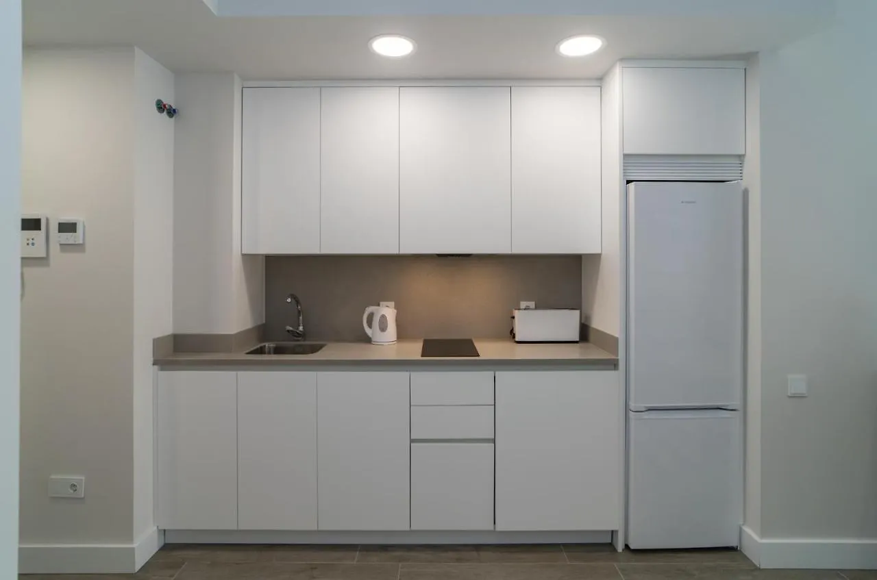 Aac Malaga - Apartamento Luminoso Y Nuevo, A 1,3Km Del Centro De Malaga 0*,  Spain